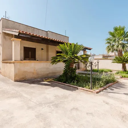 Iris Villa